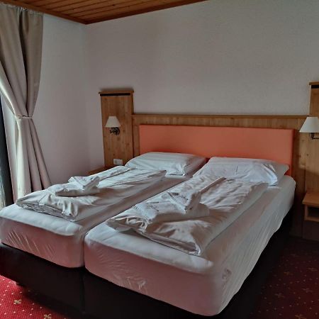 Hotel Lindwurm Бад Гойзерн Екстериор снимка