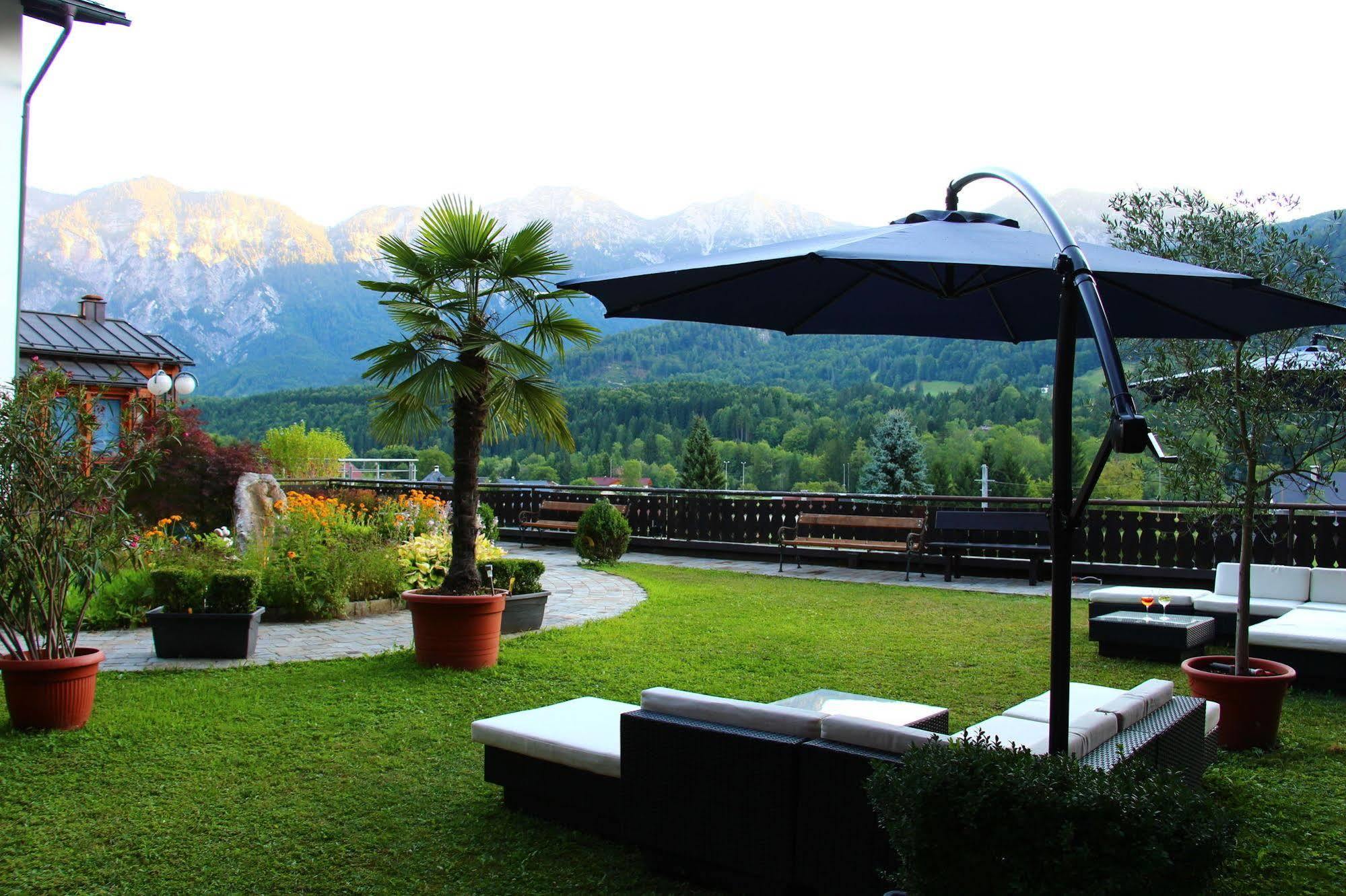 Hotel Lindwurm Бад Гойзерн Екстериор снимка